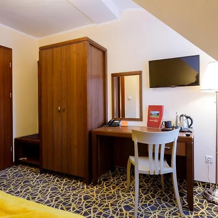 Hotel Relaks Wellness & 3*