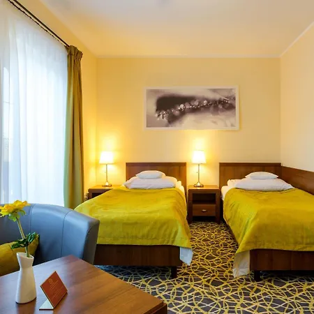 Отель Relaks Wellness &